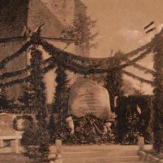 CCF_000681_HohenViecheln_gedenkstein1922