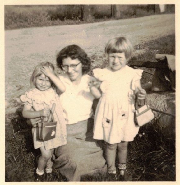 CCF_000080_Mutti und wir1957