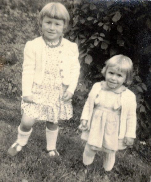 CCF_000084_SusiundTina1957