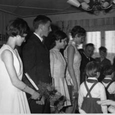 Neu_1_CCF_000343_TinaJugendweihe_Lübow1968_001