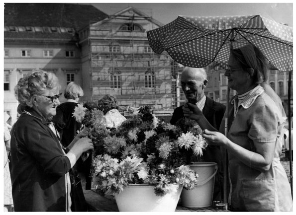 CCF_000262_WochenmarktWismar1976