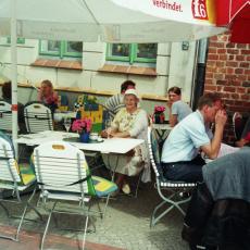 069_1A_Wismar_Kaffeetrinken mit  Renate