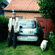 CCF_000409_sommerLübowVatigeht esbesser_2001