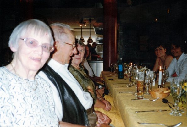 CCF_000598-2004 Oma Lise Onkel Walter