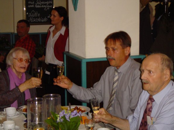 GeburtstagOpa2005 001