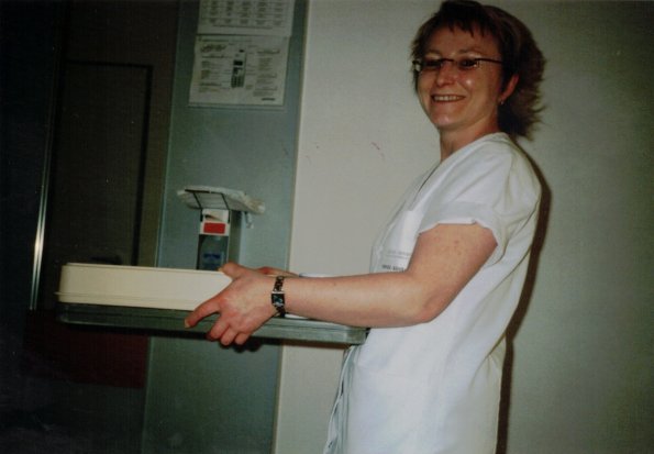 CCF_000356_ Mai2006_ Oma Krankenhaus