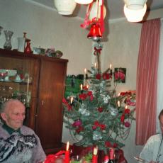 064_36A-0_Opa Ulli und Willi_Weihnachten